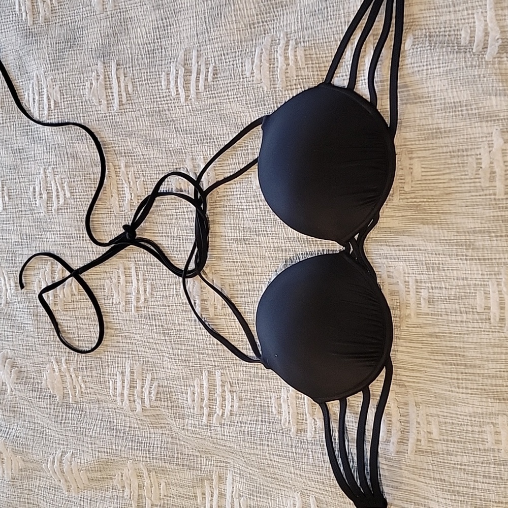 Black bikini top 34D